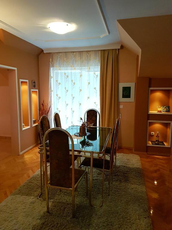קומאנובו Apartment Cace מראה חיצוני תמונה