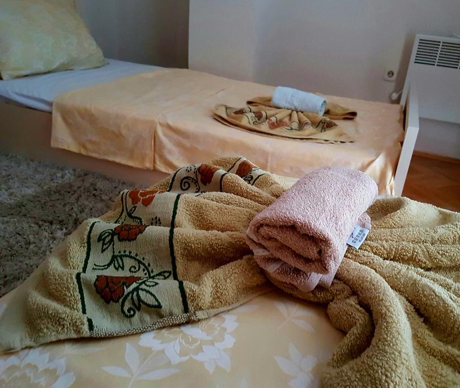קומאנובו Apartment Cace מראה חיצוני תמונה