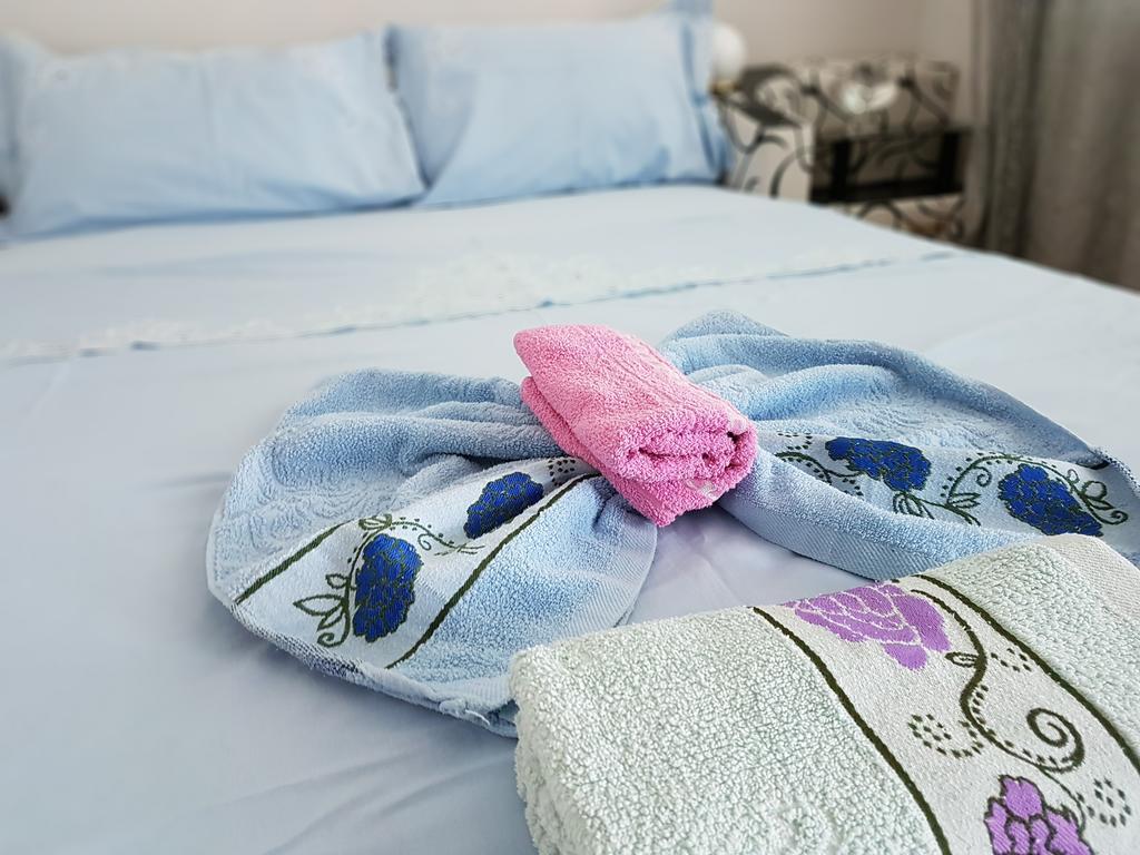 קומאנובו Apartment Cace מראה חיצוני תמונה